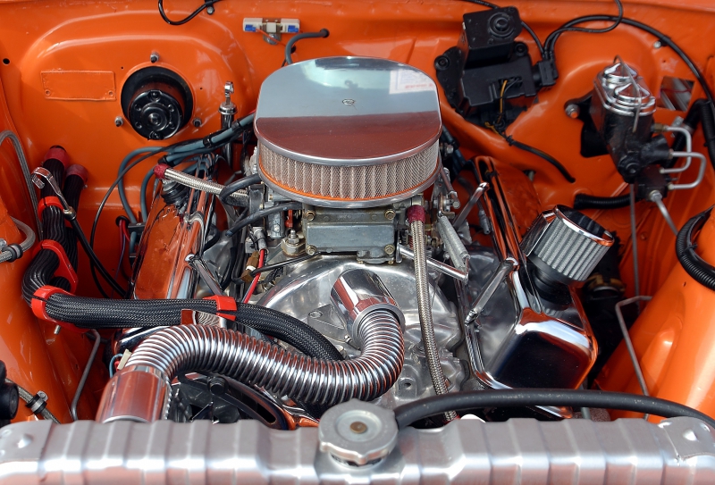 garagiste-BANDOL-min_car-engine-1738309